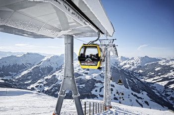 Ski Lift - Saalbach Hinterglemm