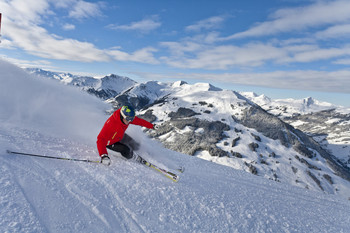 Skiier - Saalbach Hinterglemm